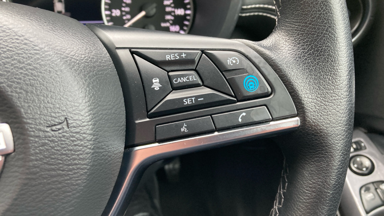 Nissan Juke 1.6 Hybrid Tekna 5dr Auto Hybrid Hatchback